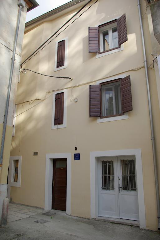 Apartment Varos Задар Екстериор снимка