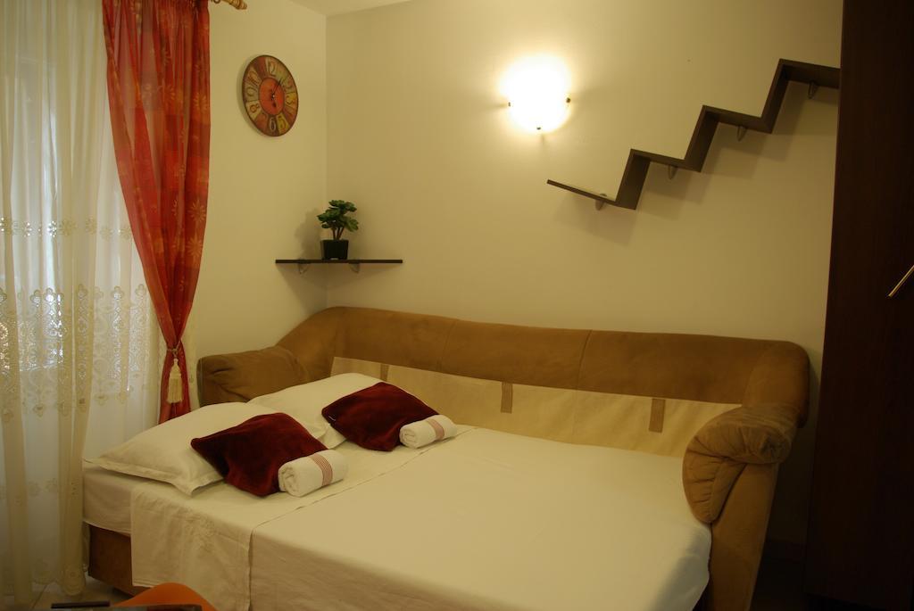 Apartment Varos Задар Стая снимка